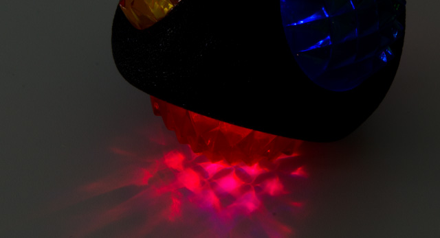 Blikajúca LED TPR lopta STRONG