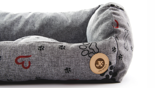 Fotografie detailu kanape. JK ANIMALS, kanape Grey Lux M, pohodlné kanape pre malé a stredné psy, 65×45×20 cm.